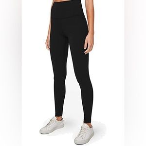 Black Lululemon leggings